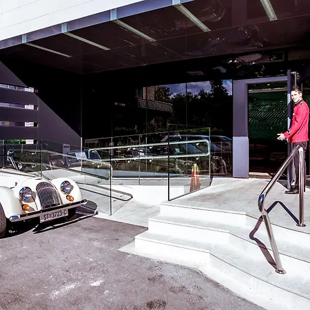 Park 5*
