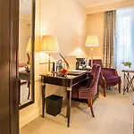 بارك فندق 5*
