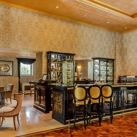 Park Hotel