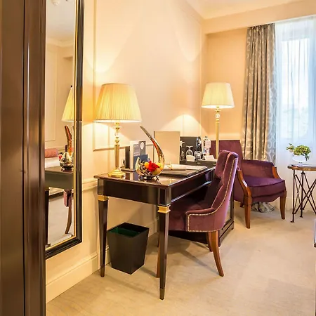 Park Hotel 5*